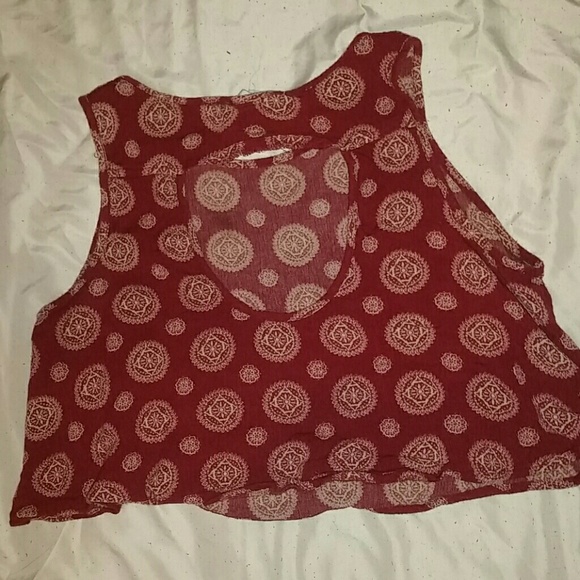 FOREVER21 CROP TOP - Picture 2 of 3